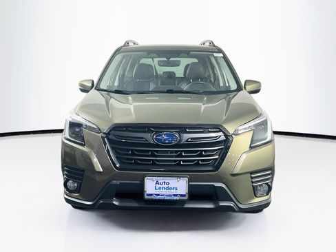 Used 2022 Subaru Forester Limited AWD/4WD image 2