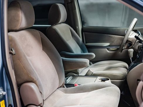 Used 2010 Toyota Sienna LE image 16