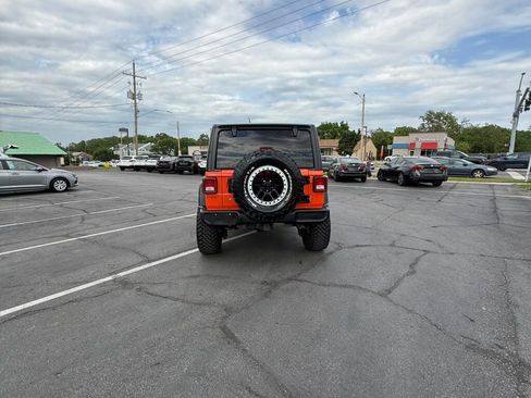Used 2018 Jeep Wrangler Unlimited Sport AWD/4WD image 12