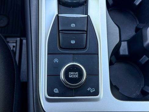 Certified 2023 Ford Explorer XLT AWD/4WD image 33
