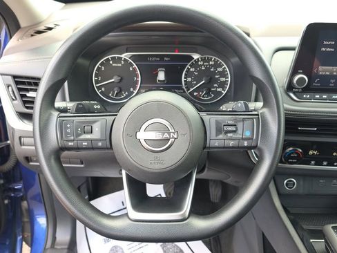 Used 2023 Nissan Rogue SV AWD/4WD image 15