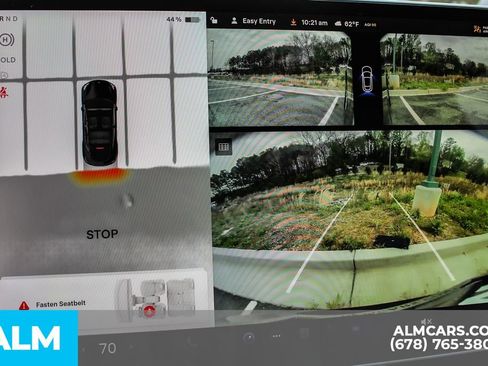 Used 2024 Tesla Model Y Performance image 31