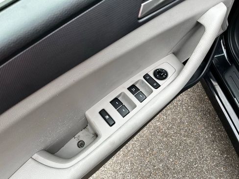 Used 2018 Hyundai Sonata SE image 30