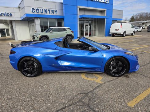 Used 2025 Chevrolet Corvette E-Ray AWD/4WD image 4