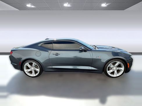 Used 2020 Chevrolet Camaro LT image 7