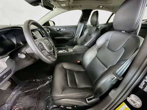 Used 2024 Volvo S60 B5 Core FWD image 19