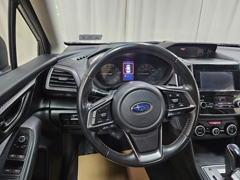 Used 2020 Subaru Crosstrek 2.0i Premium w/ Moonroof Package 2 image 18