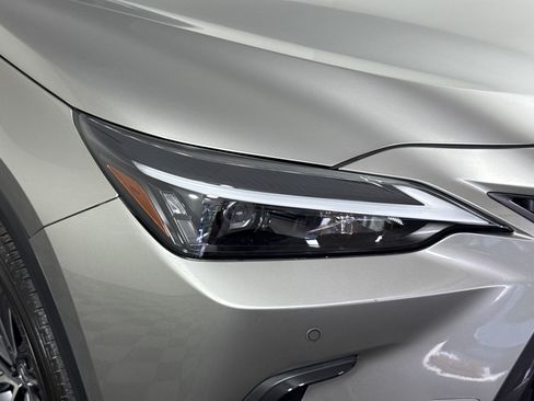 Used 2022 Lexus NX 350 AWD image 7