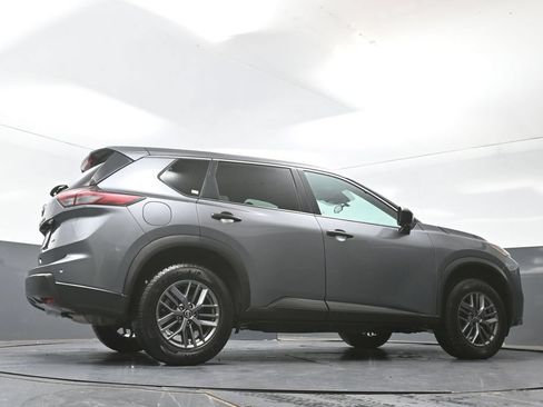 Used 2024 Nissan Rogue S AWD/4WD image 48