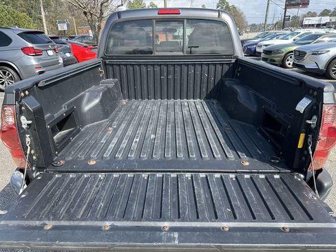 Used 2015 Toyota Tacoma PreRunner w/ Convenience Package image 19