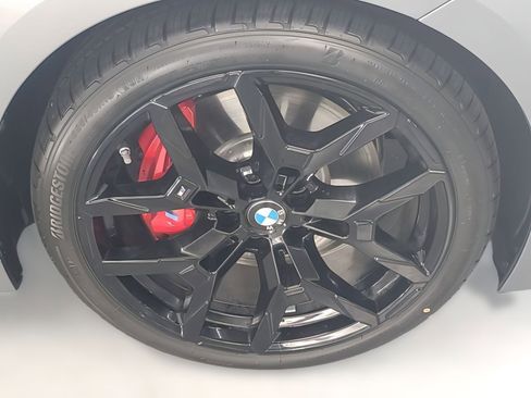 Used 2025 BMW 230i Coupe w/ M Sport Package image 3