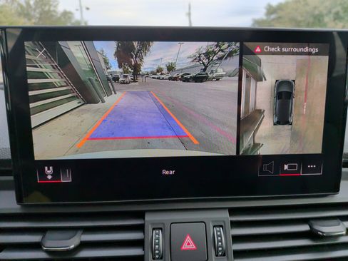 Certified 2022 Audi Q5 2.0T Premium Plus w/ Premium Plus Package image 23