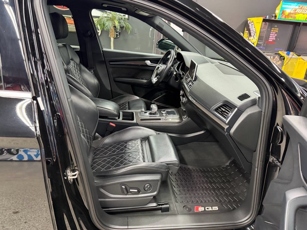 Used 2018 Audi SQ5 Premium Plus w/ Navigation Package AWD/4WD image 20