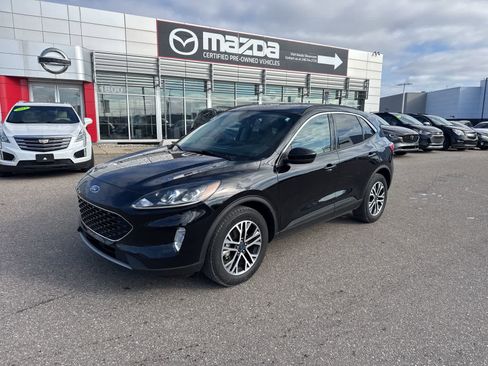 Used 2020 Ford Escape SEL image 1