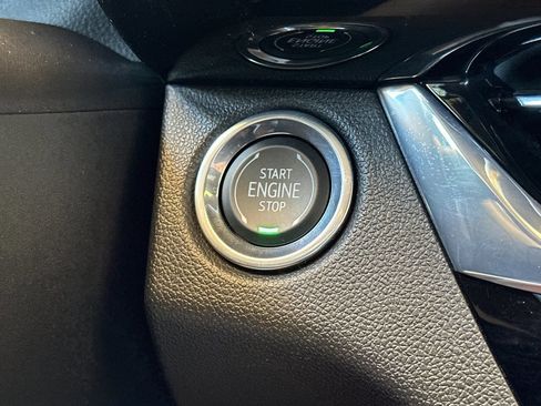 Certified 2024 Buick Envista Sport Touring FWD image 23