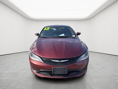 Used 2015 Chrysler 200 S FWD image 7