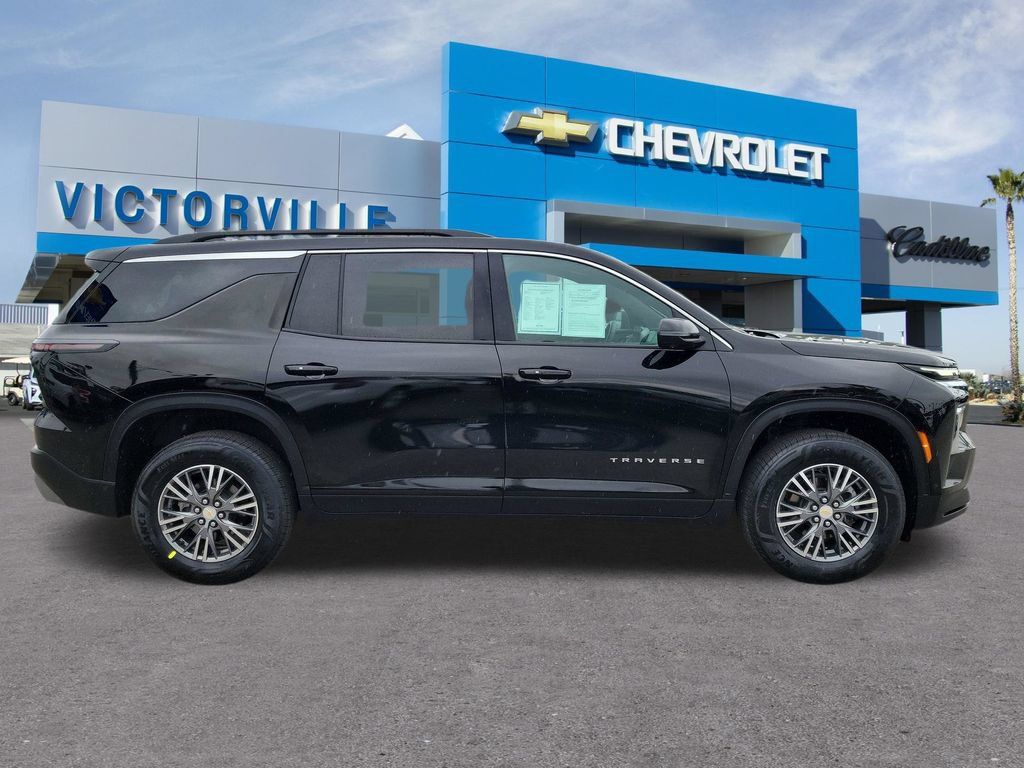 Certified 2024 Chevrolet Traverse LT AWD/4WD image 11