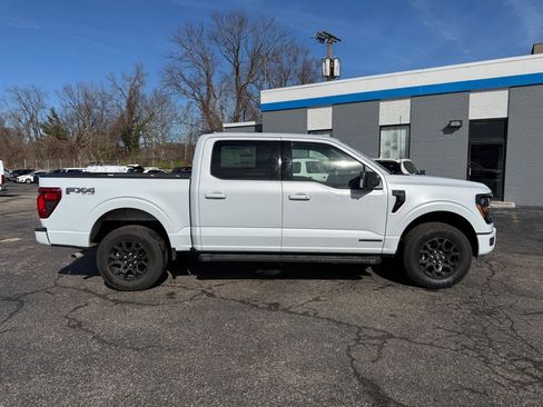 New 2025 Ford F150 XLT w/ Equipment Group 302A MID image 8