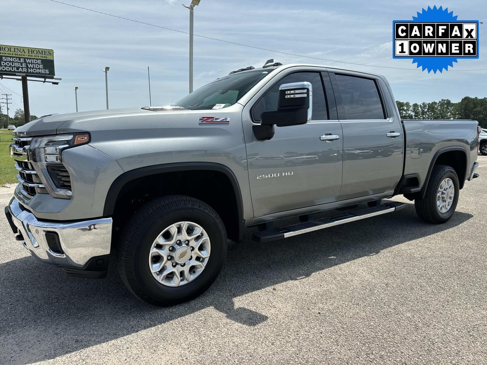 Used 2024 Chevrolet Silverado 2500 LTZ w/ LTZ Premium Package AWD/4WD image 8