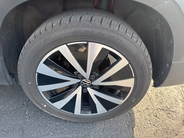 Used 2022 Volkswagen Taos SE AWD/4WD image 6