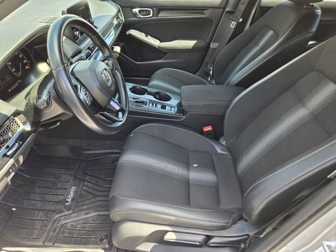 Used 2023 Honda Civic Sport image 14