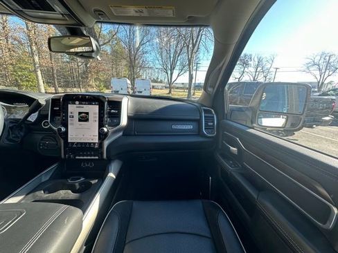 Used 2023 RAM 2500 Laramie image 29