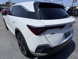 Used 2024 Acura ZDX A-Spec image 5