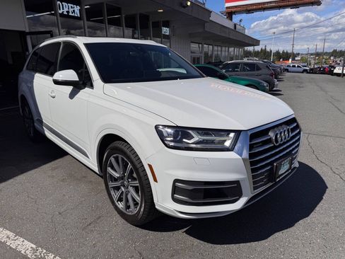 Used 2017 Audi Q7 3.0T Premium Plus AWD/4WD image 10