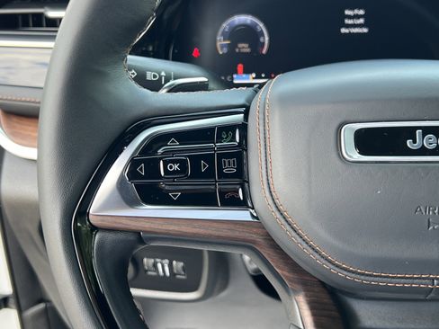 Used 2023 Jeep Grand Cherokee Summit w/ Adv Protech Group IV RWD image 11