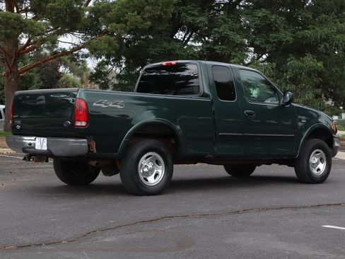 Used 2003 Ford F150 XLT AWD/4WD image 5