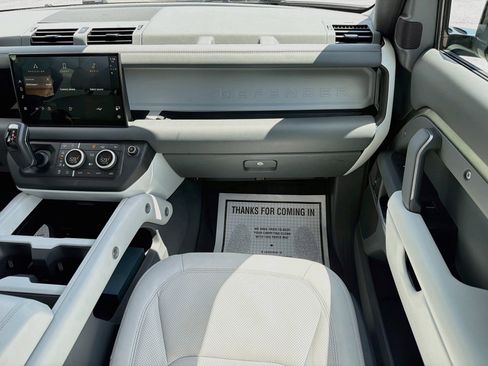 Certified 2025 Land Rover Defender 110 S AWD/4WD image 18
