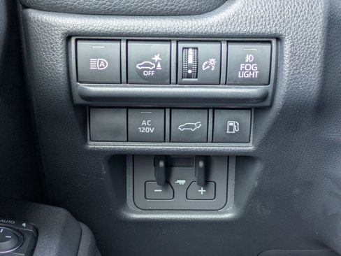 Used 2024 Toyota Land Cruiser image 17