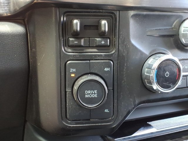 Used 2025 Ford F350 Lariat AWD/4WD image 12