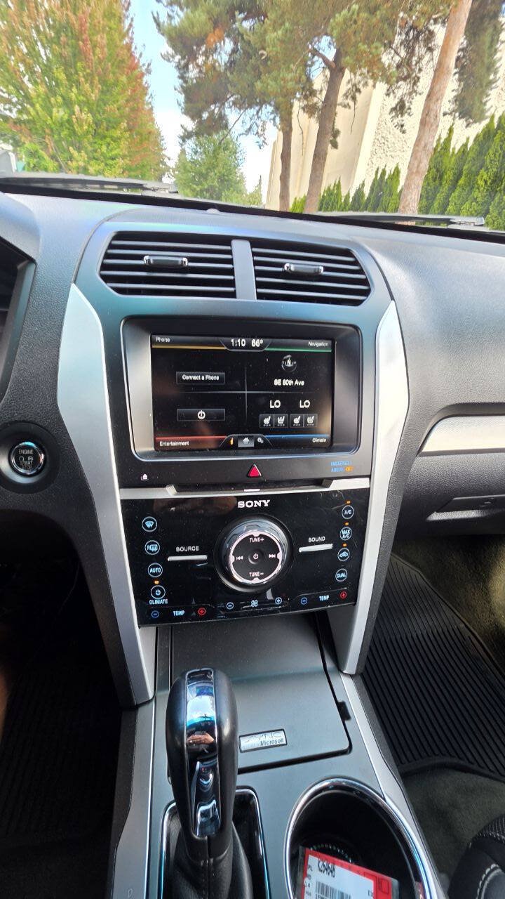 Used 2014 Ford Explorer Sport w/ Equipment Group 401A AWD/4WD image 14