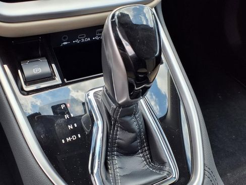 New 2025 Subaru Outback Limited image 7