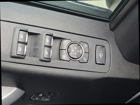 Used 2019 Ford F250 Platinum w/ Platinum Ultimate Package AWD/4WD image 19