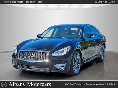 Used 2018 INFINITI Q70 Luxe