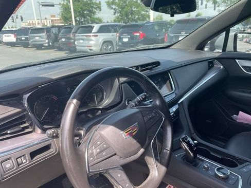 Used 2023 Cadillac XT5 Luxury AWD/4WD image 9