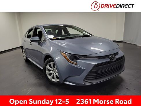 Used 2024 Toyota Corolla LE FWD image 1