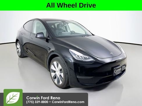 Used 2020 Tesla Model Y Long Range image 1