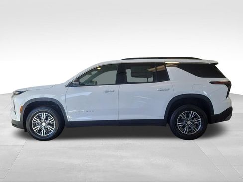New 2026 Chevrolet Traverse LT w/ LPO, Floor Liner Package FWD image 2