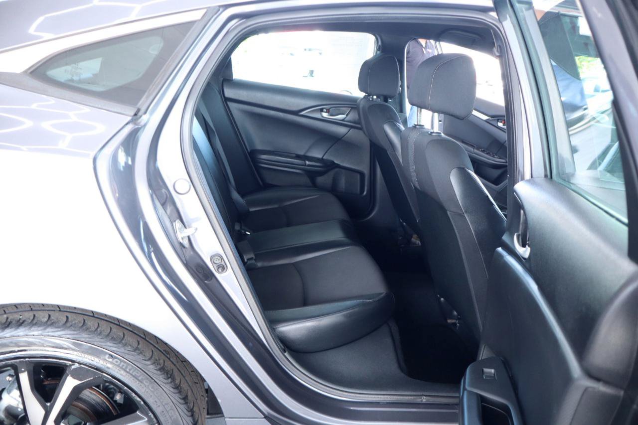 Used 2021 Honda Civic Sport image 32