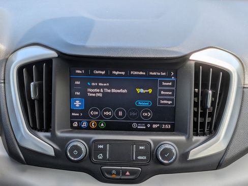 Certified 2023 GMC Terrain SLE w/ Driver Convenience Package FWD image 19