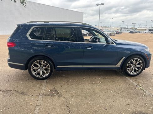 Used 2021 BMW X7 xDrive40i w/ Premium Package 2 image 5