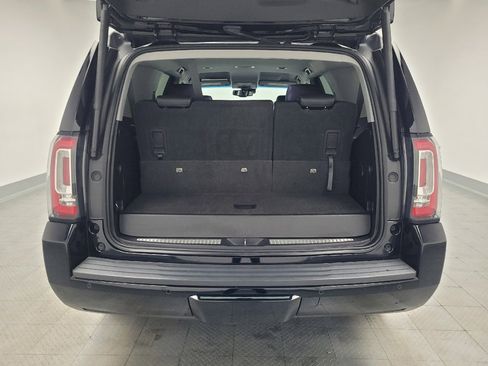 Used 2019 GMC Yukon SLT w/ HD Trailering Package image 29