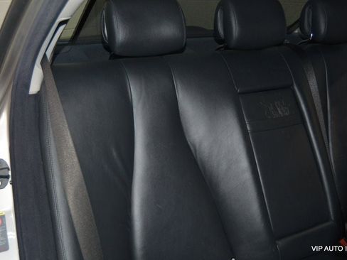 Used 2004 Mercedes-Benz S 500 4MATIC image 24