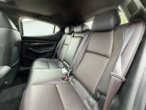 Used 2019 MAZDA MAZDA3 AWD Hatchback w/ Premium Pkg image 17