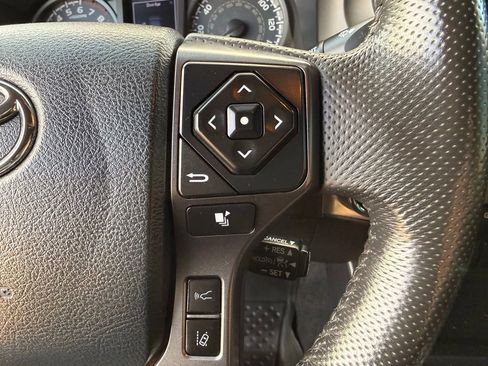 Used 2019 Toyota Tacoma TRD Off-Road AWD/4WD image 20