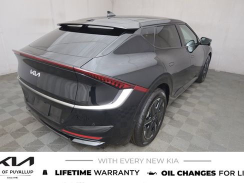 New 2025 Kia EV6 Wind image 5