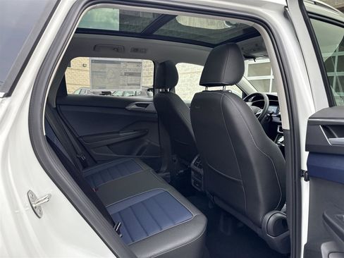 New 2025 Volkswagen Taos SEL image 36